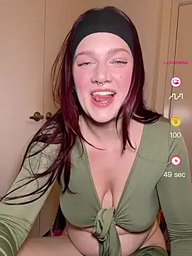 Snapshot of zarialove chatting on 04.26.26 zarialove online show from 04.26.26