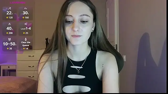 white liillyy online show from 07.08.26