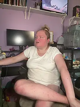 KadiSparkle online show from 09.18.25