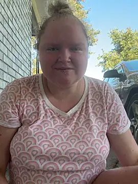 KadiSparkle online show from 09.22.25