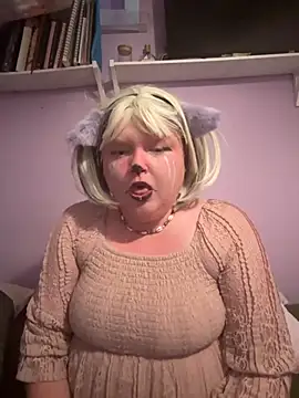 KadiSparkle online show from 11.01.25