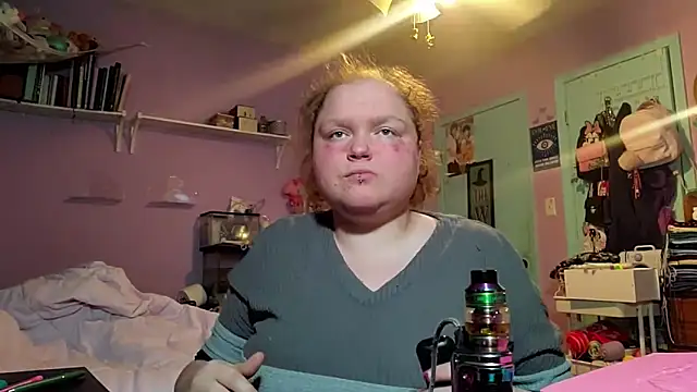 KadiSparkle online show from 02.15.26