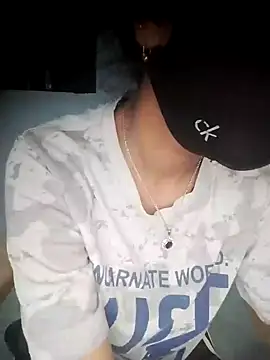 Snapshot of Sexey-Puja chatting on 11.08.25 Sexey-Puja online show from 11.08.25