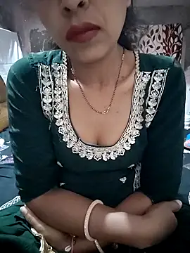 Paakhi-Singh online show from 03.29.26