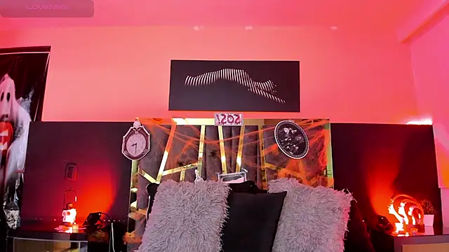 ScarletTorres online show from 10.23.25