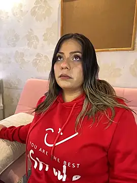 isabella horney  online show from 02.08.26