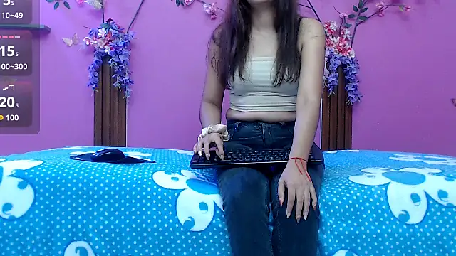 Snapshot of skinnybarbie022 chatting on 07.04.26 skinnybarbie022 online show from 07.04.26