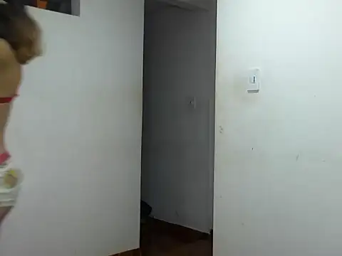 MeganAndMaxxh online show from 09.15.25