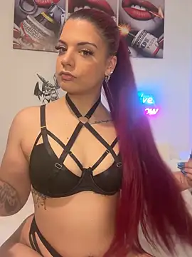 Snapshot of BabySinX chatting on 11.20.25 BabySinX online show from 11.20.25