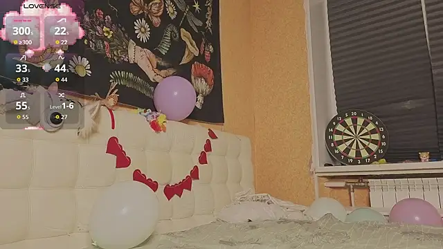 Snapshot of Miko_Meow chatting on 10.19.25 Miko Meow online show from 10.19.25