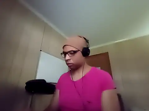 NaturalBeautyQueen online show from 09.23.25