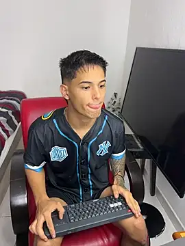 Alex mojica online show from 02.08.26