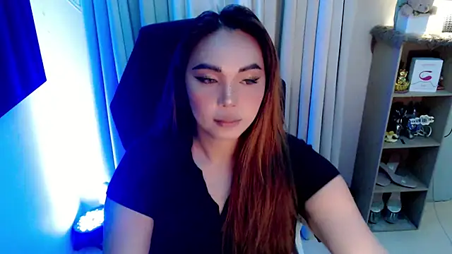 HolLyFaaCKer online show from 09.30.25