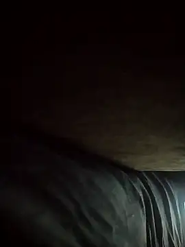 Snapshot of Mumuska chatting on 09.18.25 Mumuska online show from 09.18.25