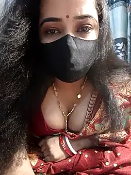 Snapshot of Natasa-4455 chatting on 11.08.25 Natasa-4455 online show from 11.08.25