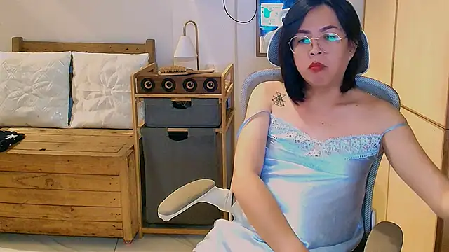 moriliciousxxx online show from 12.17.25