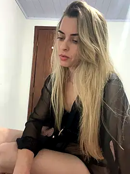 Snapshot of SweetGraciosa chatting on 11.21.25 SweetGraciosa online show from 11.21.25