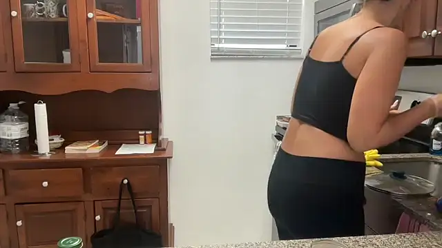 Snapshot of prettyykitty22 chatting on 09.19.25 prettyykitty22 online show from 09.19.25