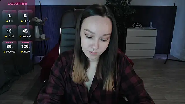 Snapshot of Sexy_Alexia69 chatting on 11.16.25 Sexy Alexia69 online show from 11.16.25