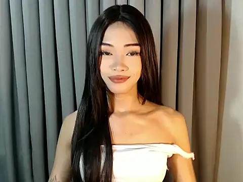 holyakiesha online show from 04.06.26