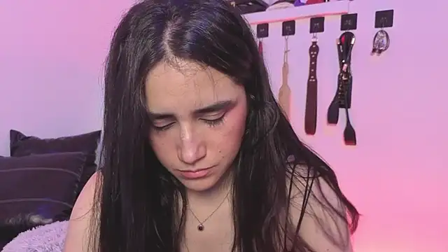 Snapshot of elowen_halley1 chatting on 01.31.26 elowen halley1 online show from 01.31.26