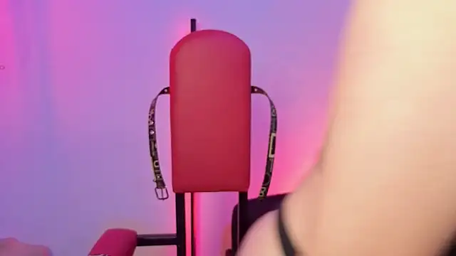 Snapshot of elowen_halley1 chatting on 02.28.26 elowen halley1 online show from 02.28.26