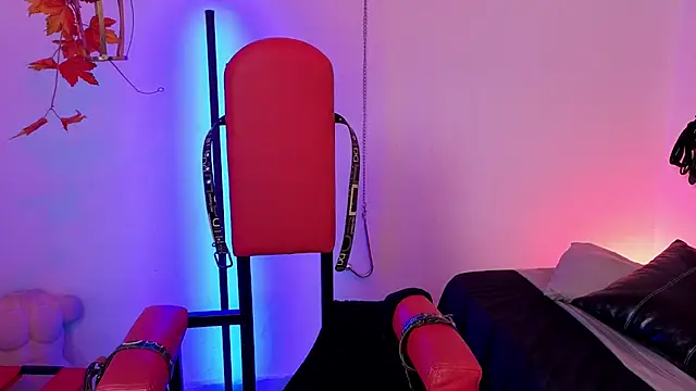 Snapshot of elowen_halley1 chatting on 03.30.26 elowen halley1 online show from 03.30.26