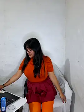 Snapshot of astridcollinsvip chatting on 11.01.25 astridcollinsvip online show from 11.01.25