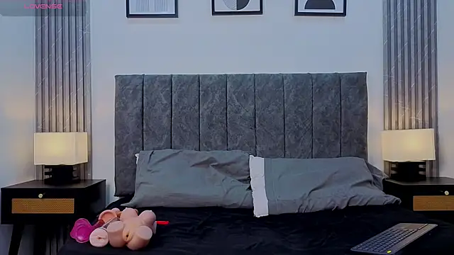 Liam forest  online show from 09.20.25