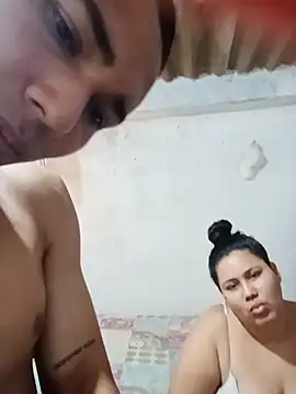 Snapshot of hera_and_kratos chatting on 09.12.25 hera and kratos online show from 09.12.25