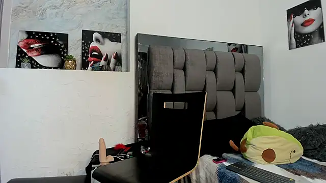 GiorgiaDarkness online show from 09.19.25