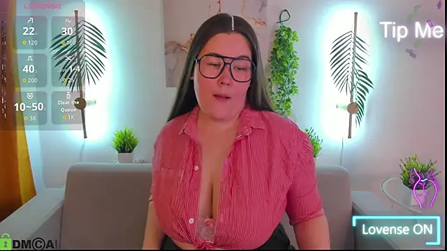 Tara Torres online show from 11.07.25