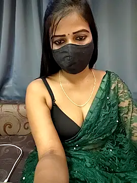 Misss-julli online show from 10.19.25