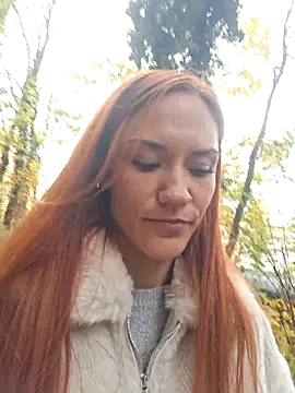 Snapshot of SlimBellaa chatting on 11.02.25 SlimBellaa online show from 11.02.25