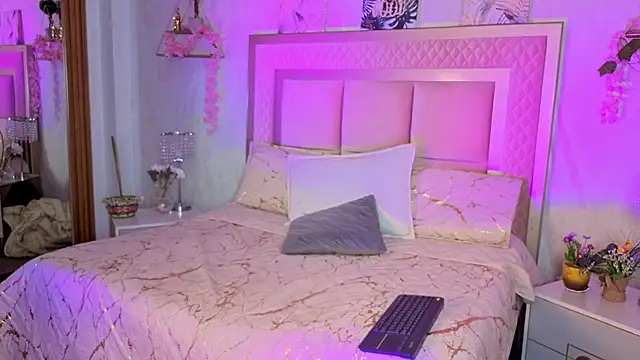 Snapshot of AlanaOdison chatting on 01.17.26 AlanaOdison online show from 01.17.26