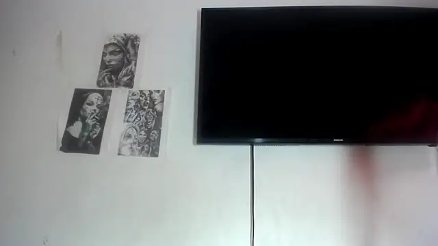 Foxy Lovex online show from 10.04.25