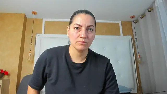 Heidy milf online show from 06.23.26