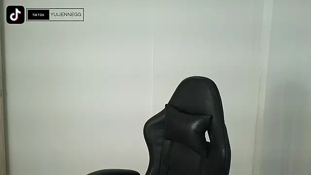 Yulienneg online show from 09.11.25