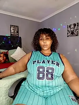 Snapshot of BBW_CUMX chatting on 10.16.25 BBW CUMX online show from 10.16.25