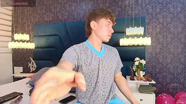 TaylerWhite online show from 01.18.26