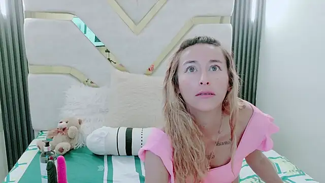 charlotte phaeton online show from 11.05.25