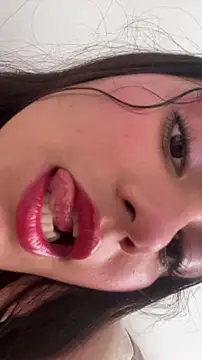 Snapshot of ikaweri chatting on 12.01.25 ikaweri online show from 12.01.25