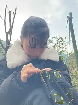 Sunyinn online show from 12.19.25