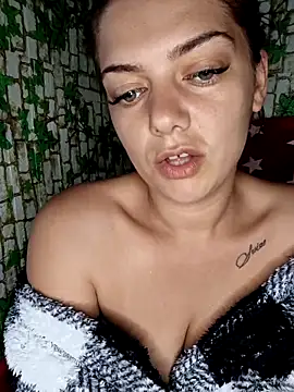 Snapshot of LadyNora chatting on 09.24.25 LadyNora online show from 09.24.25