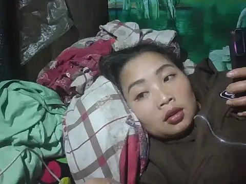 PhamPhung online show from 11.10.25