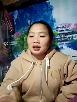 Snapshot of PhamPhung chatting on 01.17.26 PhamPhung online show from 01.17.26