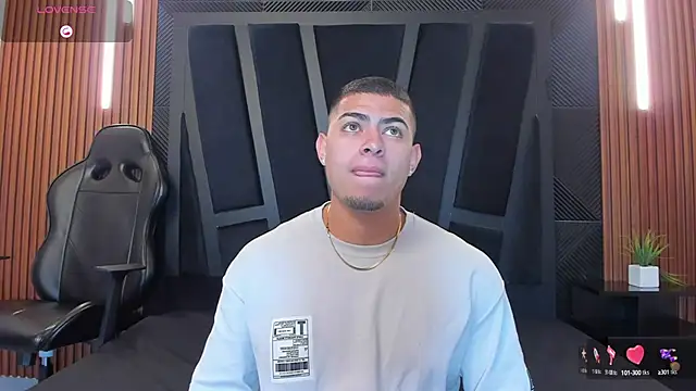 marco garciia  online show from 09.11.25