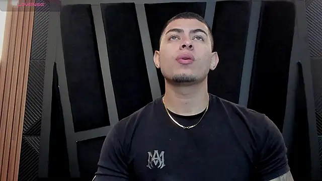 marco garciia  online show from 09.19.25