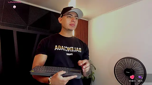 marco garciia  online show from 09.23.25