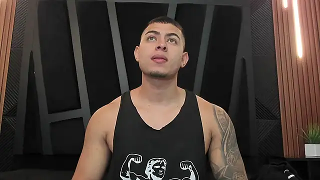 marco garciia  online show from 09.30.25